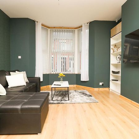 Anfield Luxe Retreat - Stylish Stay With Parking - Steps From Stadium - Short Drive To City Centre Liverpool Ngoại thất bức ảnh