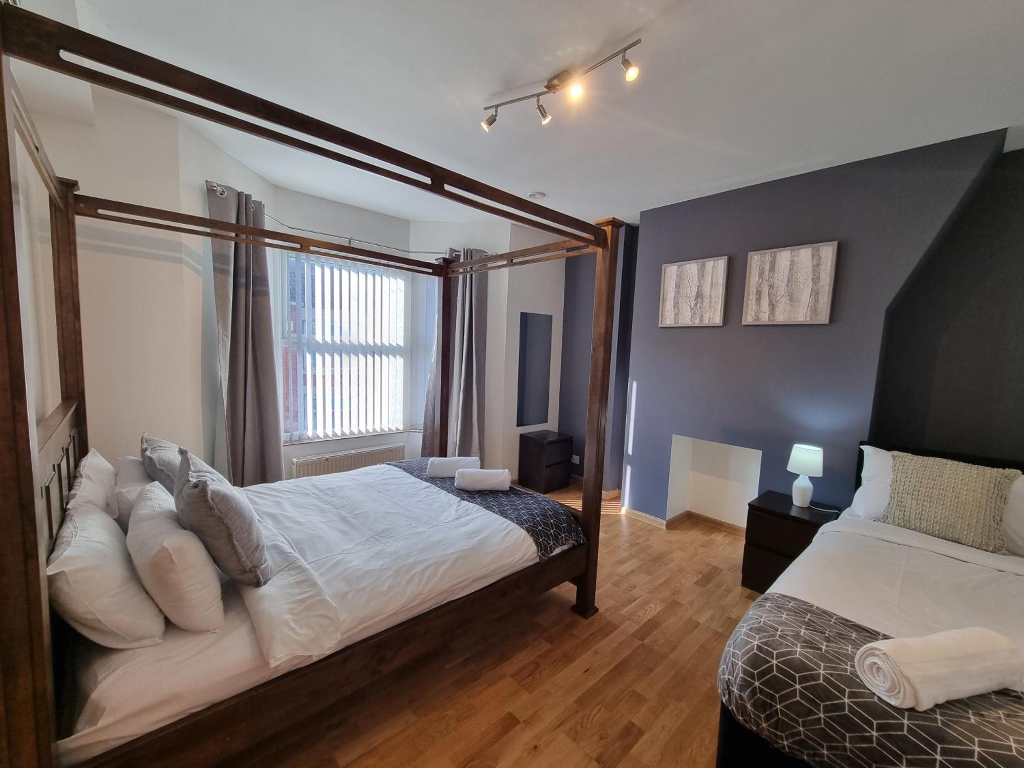 Anfield Luxe Retreat - Stylish Stay With Parking - Steps From Stadium - Short Drive To City Centre Liverpool Ngoại thất bức ảnh
