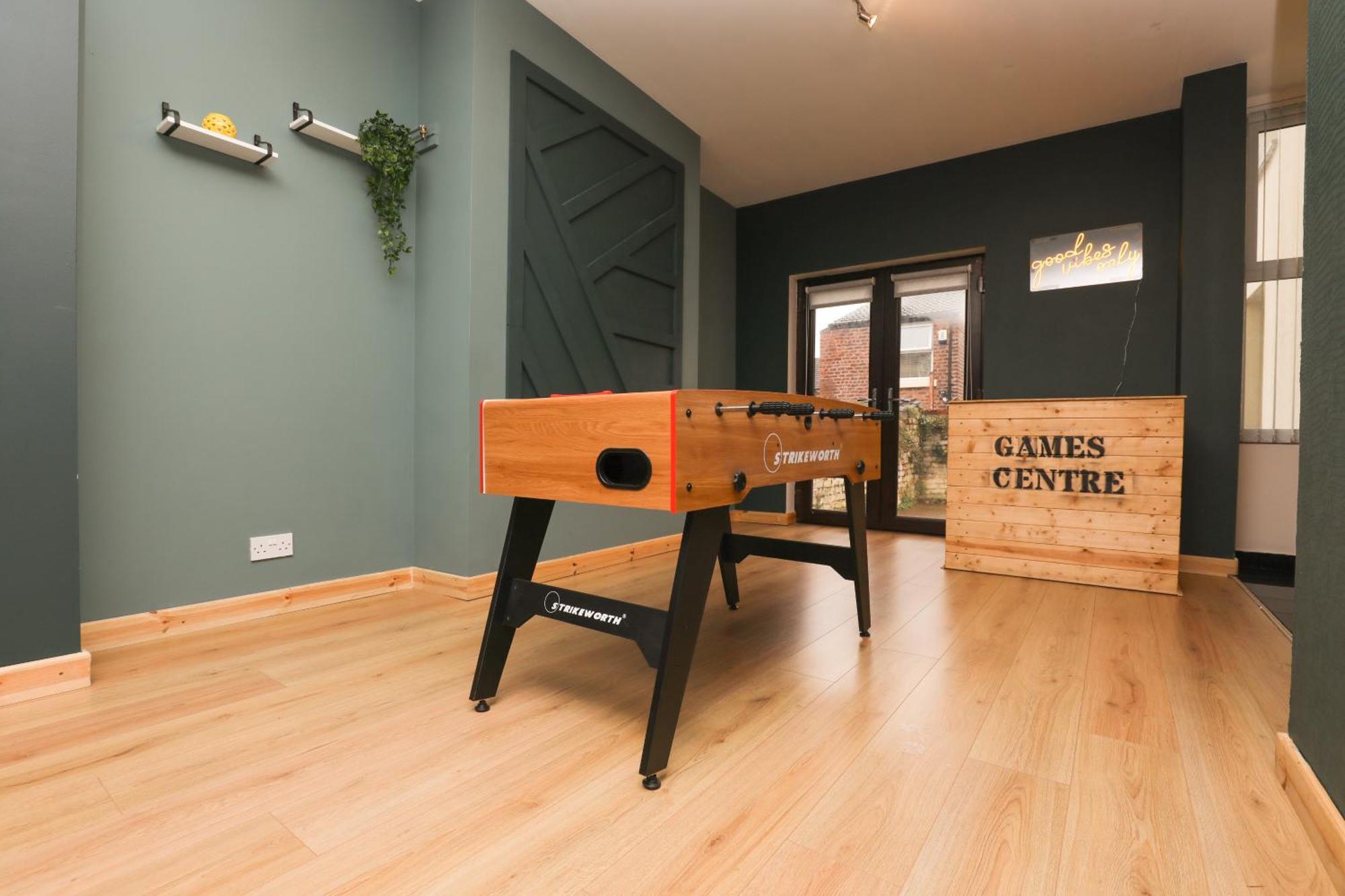 Anfield Luxe Retreat - Stylish Stay With Parking - Steps From Stadium - Short Drive To City Centre Liverpool Ngoại thất bức ảnh